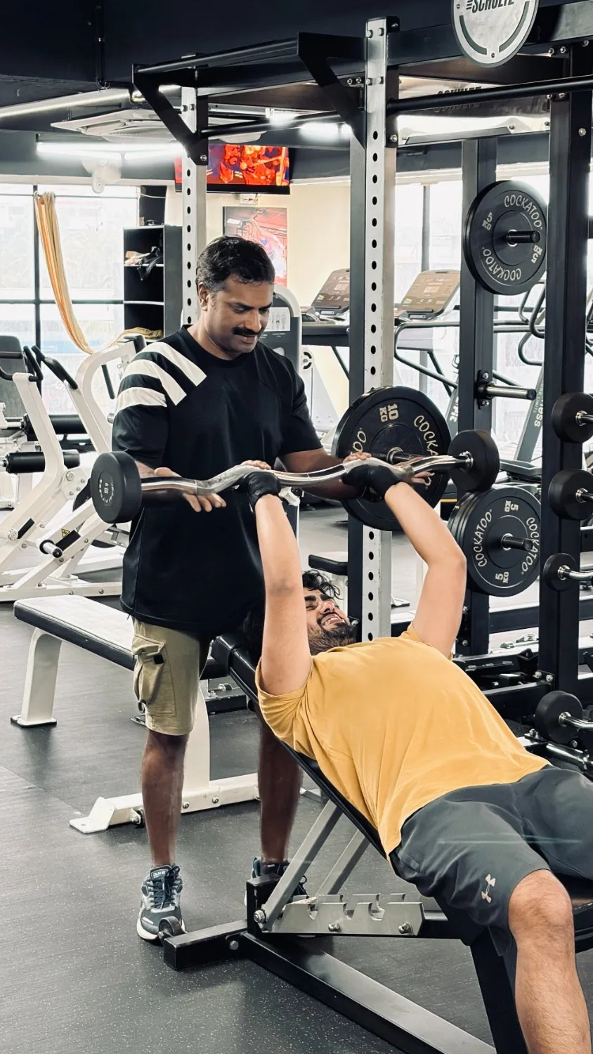 Practical bench press coaching